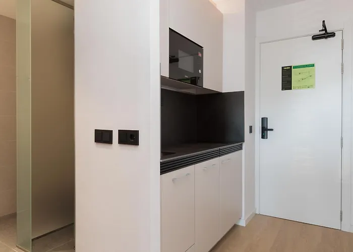 فندق Tembo Barcelona 4*